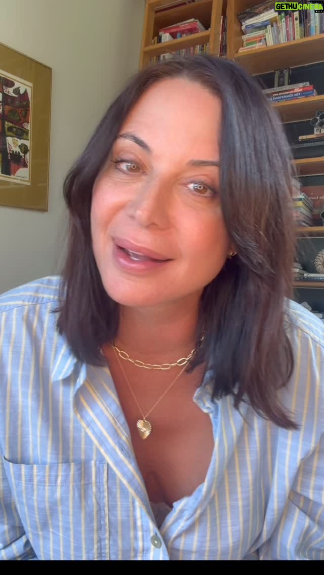 Catherine Bell - 14.2K Likes - Two weeks! Fayetteville, North Carolina at the Fayetteville fan Festival! 🌟

Tix at www.CrownComplexNC.com

and for the first time ever, the festival is hosting a VIP brunch! With me with lots of goodies that come with it! Sunday 10/19 - 10-11:30. Link in bio! 🔗