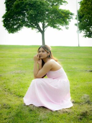 Chahat Arora Instagram - Feels like Pink!!🌸
Makeup 💄 @blushedbyaman_
Clicks 📸 @elysiangraphy
Dress @sheinofficial
#dolledup #shoot #shootdiaries #smile #pink #instablogger #blogger #makeup #fashionblogger #naturelover