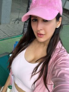 Actress Chahatt Khanna HD Photos and Wallpapers October 2025