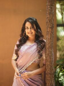 Actress Chandini Tamilarasan HD Photos and Wallpapers September 2025