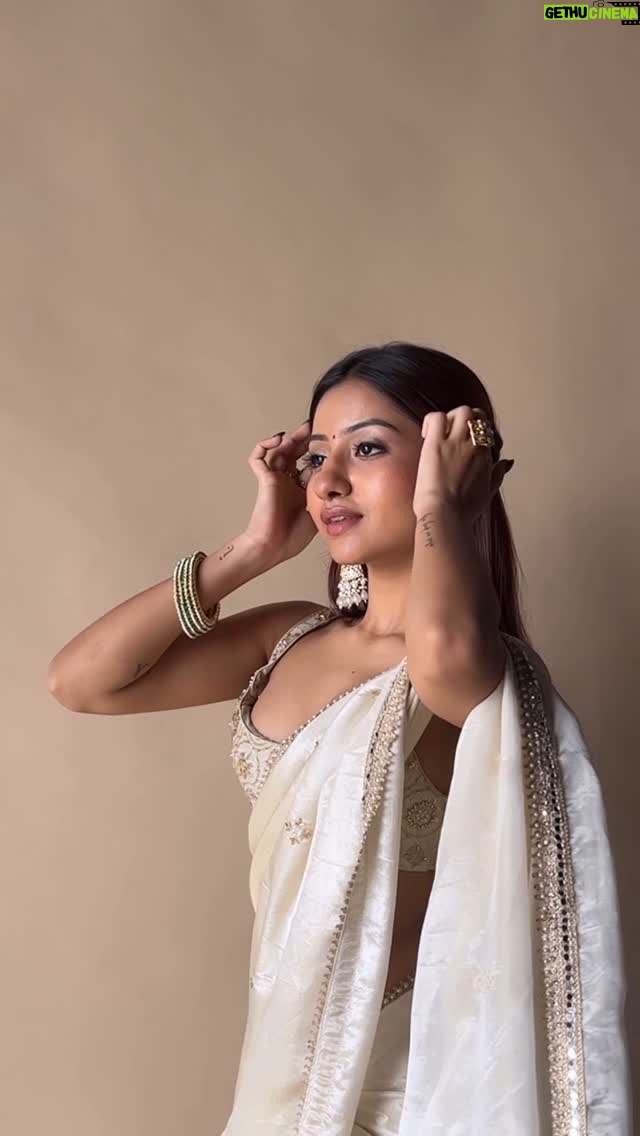Chandni - 26.4K Likes - don’t ask me why I posted this😅

#explorepage