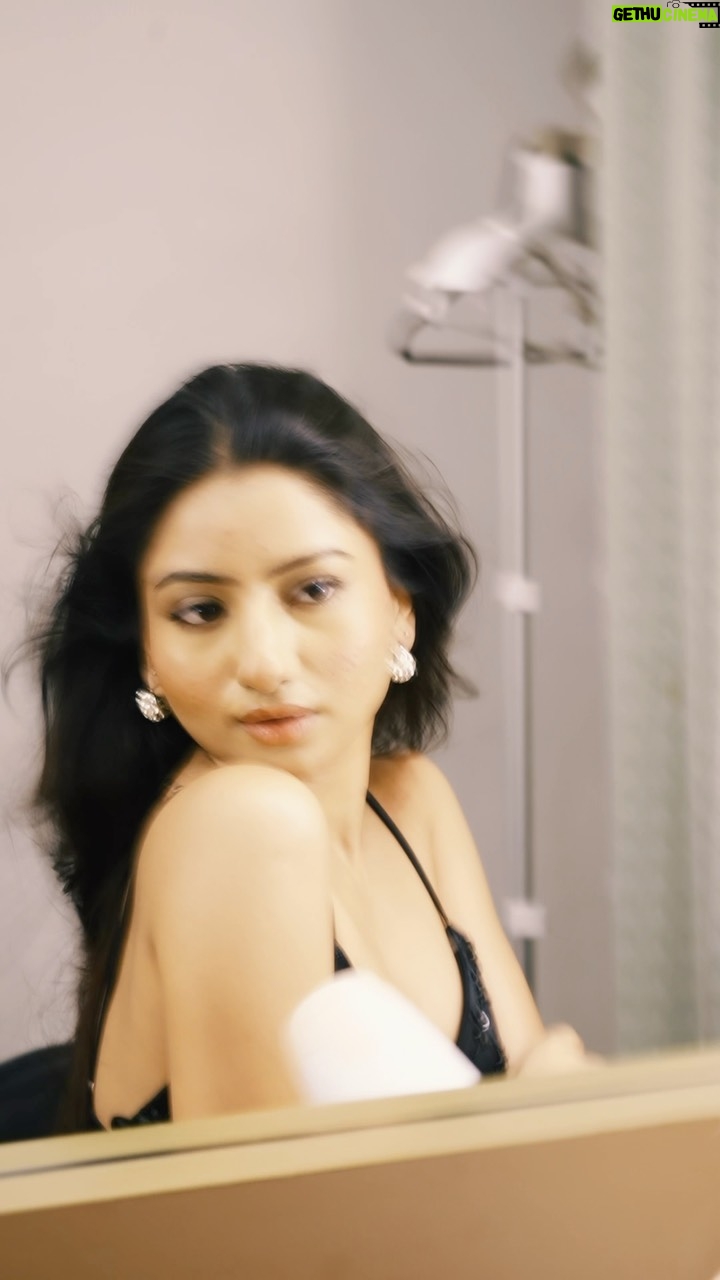 Chandni - 14.3K Likes - 🖤

#reel #explorepage