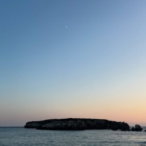 Chantal Baudaux Instagram - š
en Menorca ⨠con un mensajito al final