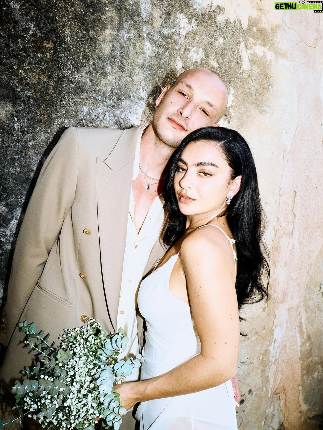 Charli xcx - 1.2 Million Likes - i wanna dance with george foreverrrr <3 pics by @myleshendrik
