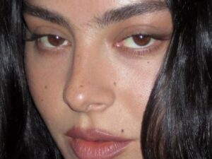 Charli xcx Instagram - parissssssss