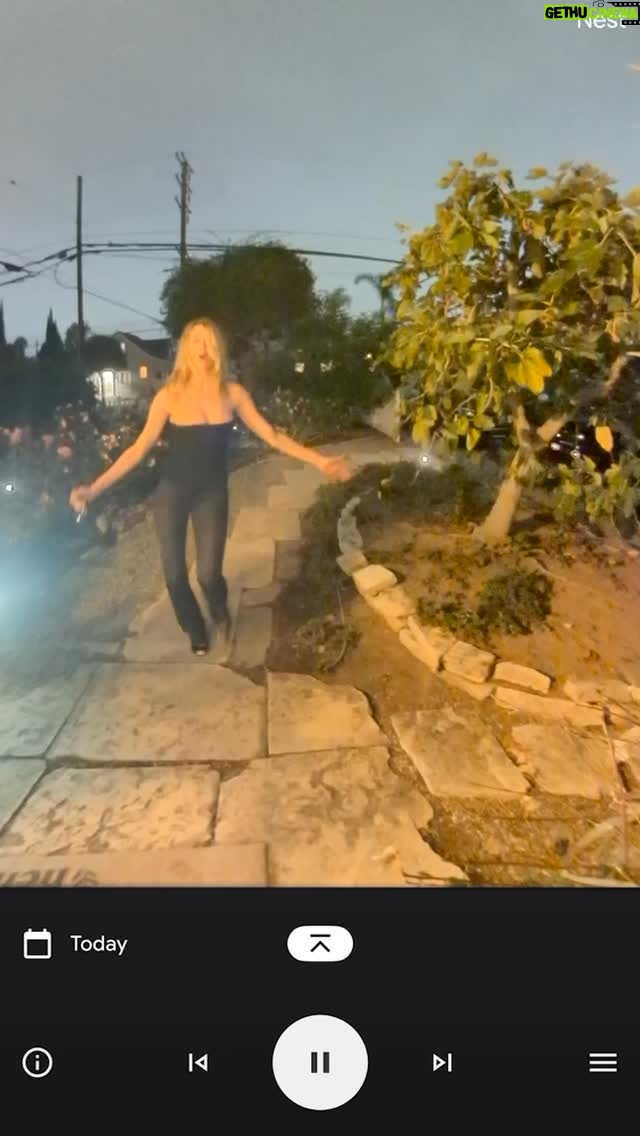 Charlotte McKinney - 71.6K Likes - Oops wrong house 🥸