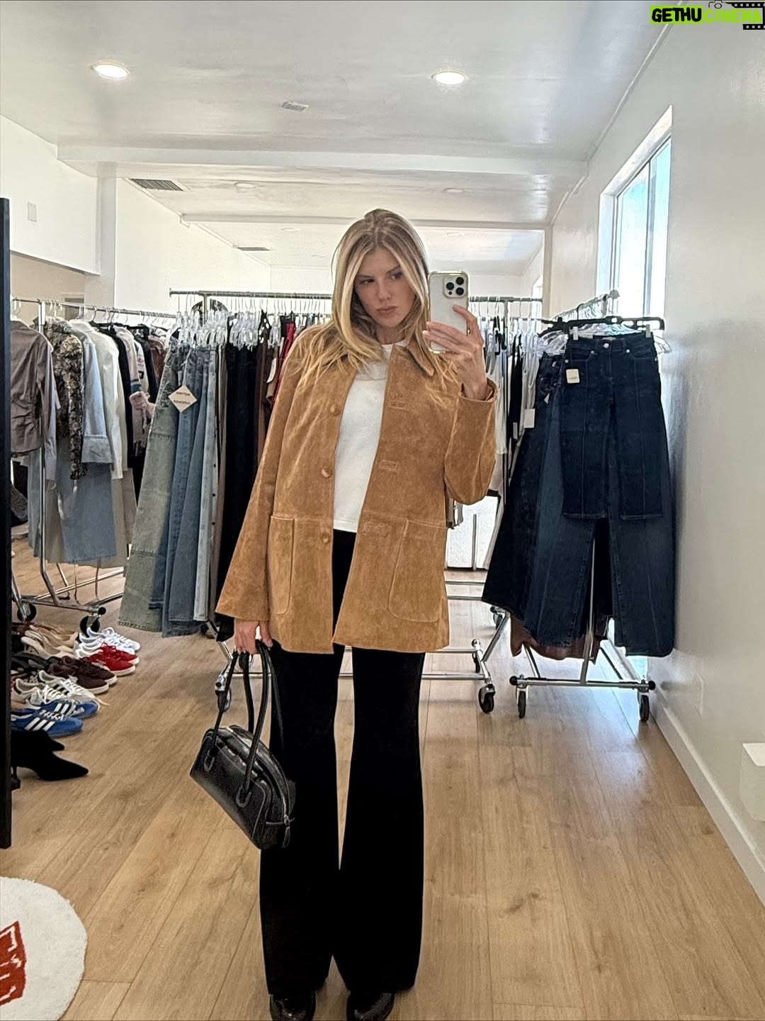 Charlotte McKinney - 2.1K Likes - @jilljacobsstudio getting me out of my track suit