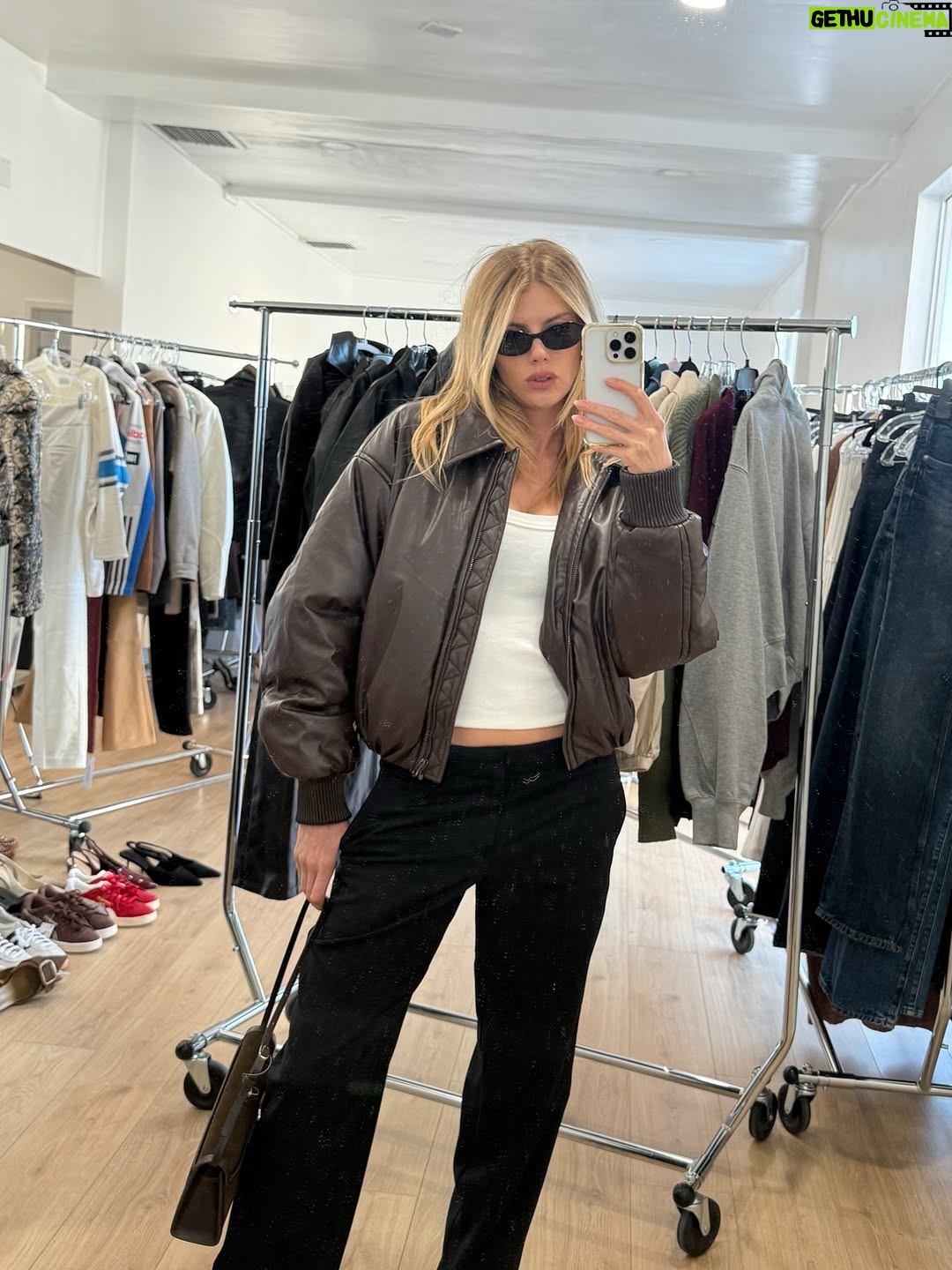 Charlotte McKinney - 2.1K Likes - @jilljacobsstudio getting me out of my track suit