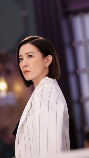 Charmaine Sheh Sze-Man Instagram - #新聞女王2 女王就位,新聞界風雲再起!
