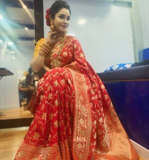 Chaya Singh Instagram - Comment for captions❤️💛