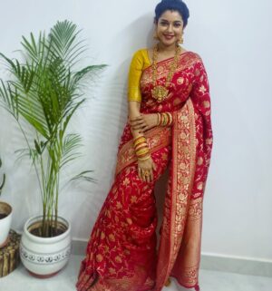 Chaya Singh Instagram - Comment for captions❤️💛
