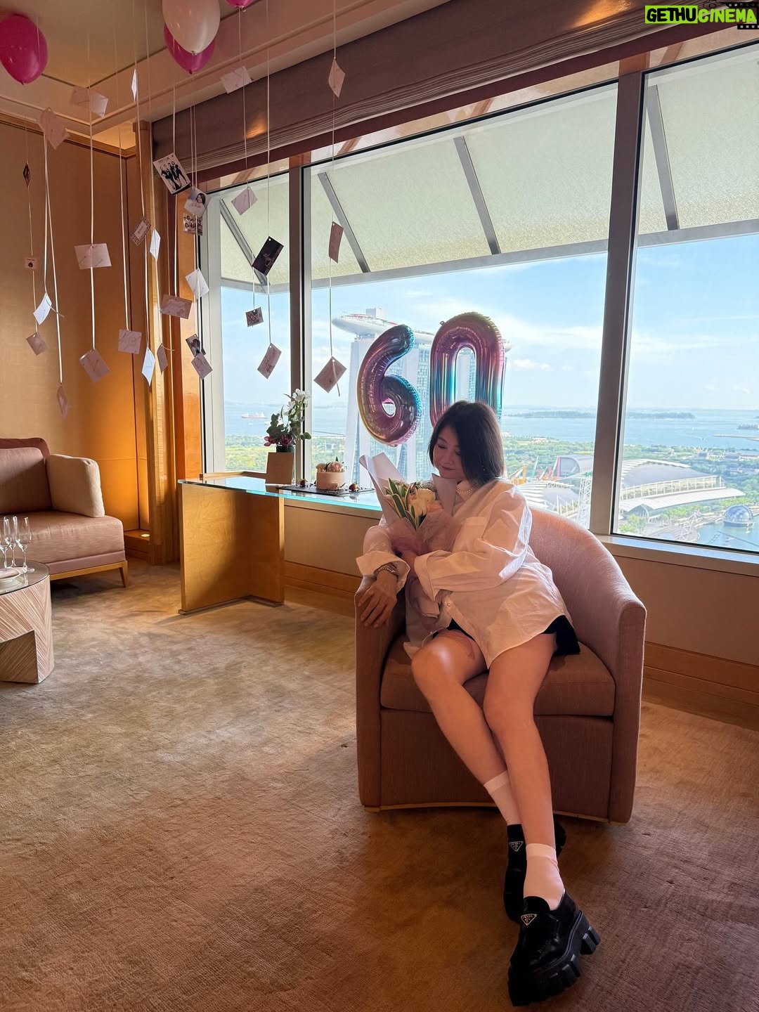Chen Liping - 4.6K Likes - 8月生日喜乐、蒙恩蒙福: 之《蛋糕汽球戏剧》篇❤️❤️❤️
Celebrating SG60 All Year Round ❤️ Especially in AUGUST My Day❤️
Feeling so Blessed, surrounded by Love, Peace, Joy, and Divine Abundance #PraiseTheLord 🙌❤️
🎂🎈 Surprise:  Balloons & a Touch of Drama! 🎭❤️❤️❤️
 (Thank you Cheryl,Tiff & Team )
#Blessed #Birthday #Blessings #Abundance #SG60 #Singapore
#Grateful #Thankful #Gratitude 
#GodIsGoodAlways #AlwaysGodIsGood #IJN #PTL