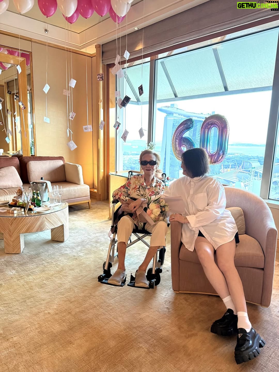 Chen Liping - 4.6K Likes - 8月生日喜乐、蒙恩蒙福: 之《蛋糕汽球戏剧》篇❤️❤️❤️
Celebrating SG60 All Year Round ❤️ Especially in AUGUST My Day❤️
Feeling so Blessed, surrounded by Love, Peace, Joy, and Divine Abundance #PraiseTheLord 🙌❤️
🎂🎈 Surprise:  Balloons & a Touch of Drama! 🎭❤️❤️❤️
 (Thank you Cheryl,Tiff & Team )
#Blessed #Birthday #Blessings #Abundance #SG60 #Singapore
#Grateful #Thankful #Gratitude 
#GodIsGoodAlways #AlwaysGodIsGood #IJN #PTL