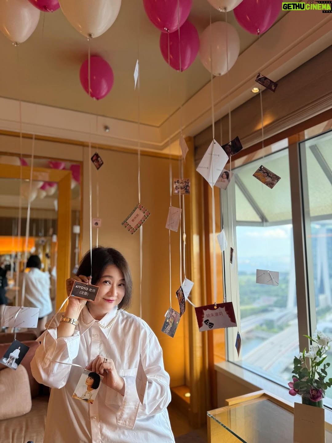 Chen Liping - 4.6K Likes - 8月生日喜乐、蒙恩蒙福: 之《蛋糕汽球戏剧》篇❤️❤️❤️
Celebrating SG60 All Year Round ❤️ Especially in AUGUST My Day❤️
Feeling so Blessed, surrounded by Love, Peace, Joy, and Divine Abundance #PraiseTheLord 🙌❤️
🎂🎈 Surprise:  Balloons & a Touch of Drama! 🎭❤️❤️❤️
 (Thank you Cheryl,Tiff & Team )
#Blessed #Birthday #Blessings #Abundance #SG60 #Singapore
#Grateful #Thankful #Gratitude 
#GodIsGoodAlways #AlwaysGodIsGood #IJN #PTL
