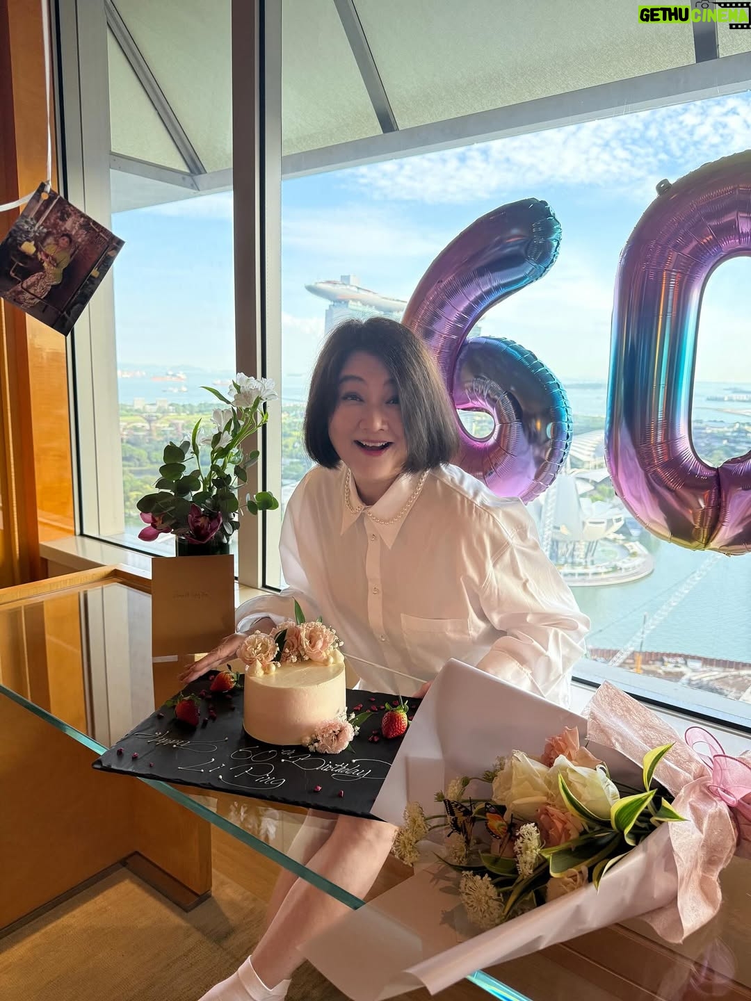 Chen Liping - 4.6K Likes - 8月生日喜乐、蒙恩蒙福: 之《蛋糕汽球戏剧》篇❤️❤️❤️
Celebrating SG60 All Year Round ❤️ Especially in AUGUST My Day❤️
Feeling so Blessed, surrounded by Love, Peace, Joy, and Divine Abundance #PraiseTheLord 🙌❤️
🎂🎈 Surprise:  Balloons & a Touch of Drama! 🎭❤️❤️❤️
 (Thank you Cheryl,Tiff & Team )
#Blessed #Birthday #Blessings #Abundance #SG60 #Singapore
#Grateful #Thankful #Gratitude 
#GodIsGoodAlways #AlwaysGodIsGood #IJN #PTL
