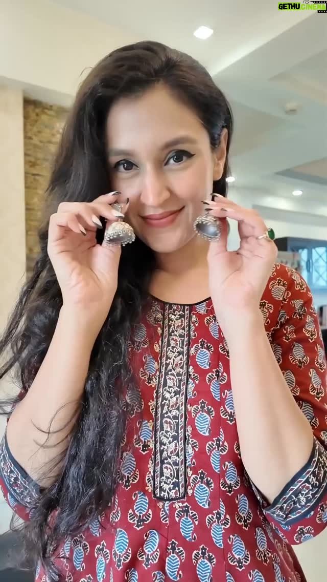 Chetali Chadha - 1.1K Likes - Come Celebrate Ganesh Chaturthi With Me! ❤️

#ganeshchaturthi2025 #ganeshchaturti #grwmoutfit