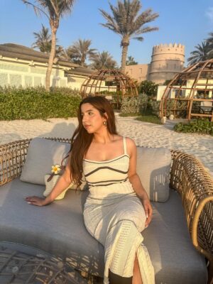 Chetali Narula Instagram - fresh from the shore🐚🌊🤍
wearing - @a.la.modebyakanksha
{ comment for outfit details }
.
.
.
.
.
.
.
{ beach, beach outfit, beach baby, ocean time, beach outfit ideas, hot girl summer, dubai beach }