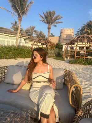 Chetali Narula Instagram - fresh from the shore🐚🌊🤍
wearing - @a.la.modebyakanksha
{ comment for outfit details }
.
.
.
.
.
.
.
{ beach, beach outfit, beach baby, ocean time, beach outfit ideas, hot girl summer, dubai beach }