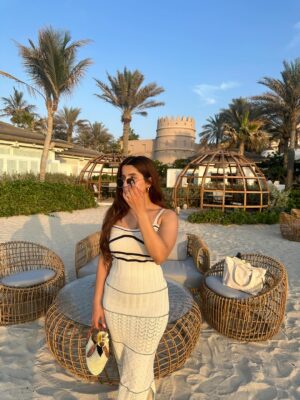Chetali Narula Instagram - fresh from the shore🐚🌊🤍
wearing - @a.la.modebyakanksha
{ comment for outfit details }
.
.
.
.
.
.
.
{ beach, beach outfit, beach baby, ocean time, beach outfit ideas, hot girl summer, dubai beach }