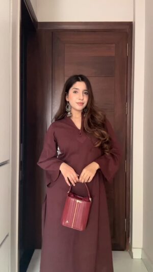 Chetali Narula Instagram - the comfiest sets I own ( comment for link )
.
.
.
.
.
.
.
{ linen suits, linen suit sets, kurta sets, summer suits, suit sets, office wear clothes, office wear kurta sets }