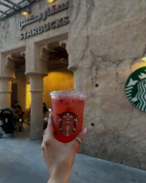 Chetali Narula Instagram - the prettiest Starbucks in the world 🤍☕️
🏷️
dress - @a.la.modebyakanksha
bag - @jacquemus
.
.
.
.
.
.
.
.
{ dubai, alseef, dubai Starbucks, coffee, black dress, black outfit, ootd }