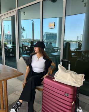 Chetali Narula Instagram - hello Dubai 🌃
the last picture is my favourite 🤍
( comment for the links )
.
.
.
.
.
.
.
.
{ dubai, airport look, airport ootd, airport outfit, airport outfit inspo, simple outfit, comfortable outfit, travel outfit ideas, dubai airport }