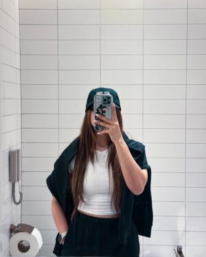 Chetali Narula Instagram - hello Dubai 🌃
the last picture is my favourite 🤍
( comment for the links )
.
.
.
.
.
.
.
.
{ dubai, airport look, airport ootd, airport outfit, airport outfit inspo, simple outfit, comfortable outfit, travel outfit ideas, dubai airport }