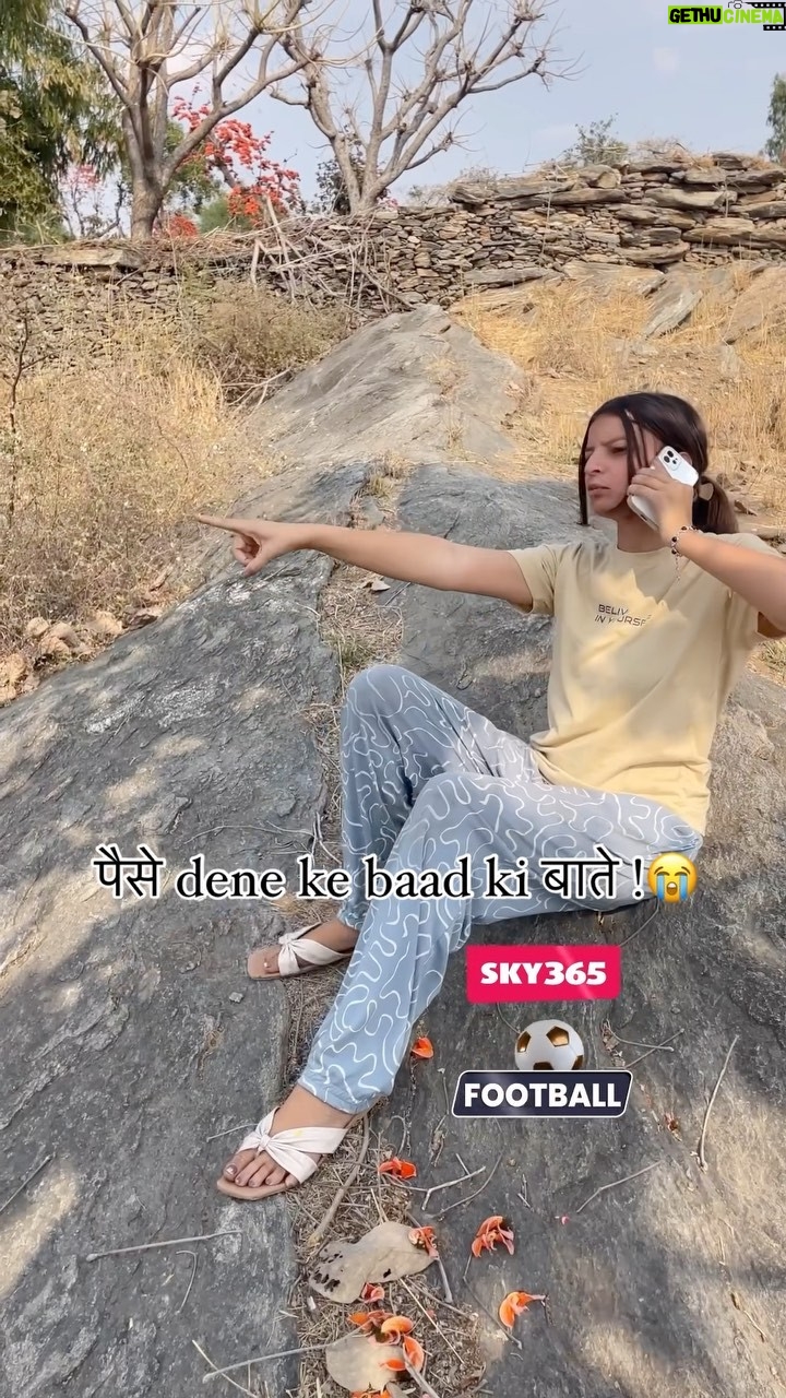 Chetna Sargara - 13.7K Likes - पैसे dene ke baad ki बाते !😭 @chetna__7 
Song @princeworld__7 

#rajasthan #rajasthani #fyp #trending #trend #viral