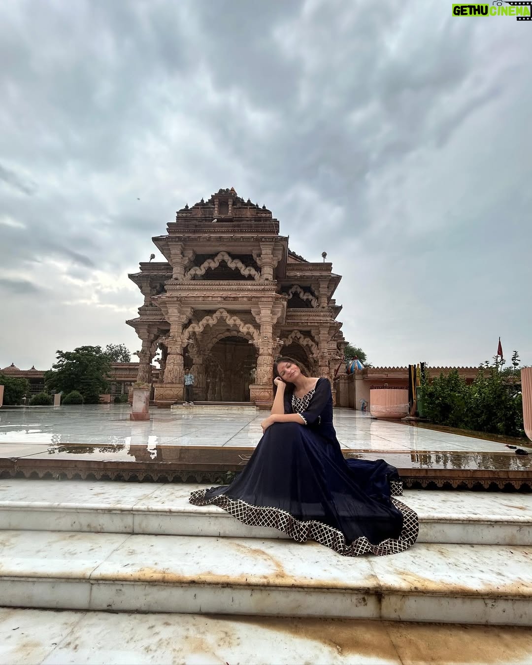 Chetna Sargara - 4.4K Likes - म्हारो सेठ 🙏🏻❤️