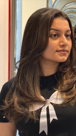Chetna Sharma Instagram - Birthday hair 💇🏻‍♀️ transformation ✨🤌🏻 went short this time💁🏻‍♀️