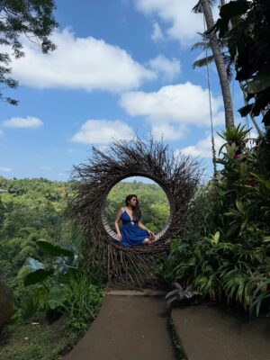 Chetna Sharma Instagram - Indigo birdie 🧚‍♀️
