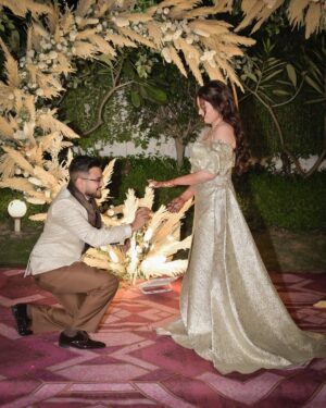 Chetna Sharma Instagram - SAARA MERA HO TU AUR MAI TERA❤️

This was never a dream i had , but 16-03-25 was one which i lived through 🧚‍♀️ . 
I thank each and every atom present😇🥹✨ 
 
8 years ago you saved my contact as ❤️ISHQ❤️ 
Cut to 
Putting ISHQ HAI 🎶to our engagement day memories post.

 Eeeeeee 🎉 (jumping inside like a child)

Last picture is a little very special to me because it has my FAMILY   FRIENDS who believe in us . #mystrength 🌎🧿

Will be sharing some video snippets too, STAY TUNED❤️

Her outfit - custom made
Makeup- Yours Truly 
Hair - @sprinkles_by_dimple 
His outfit- custom made @noblestitchatelier 
Location - @udaanmohali 
Decor- @yamini_creationss_ 
Clicks- @narulagautamphotography