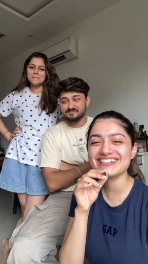 Chetna Sharma Instagram - Am i right?😂 @amulyarattan_ @hey.chetna