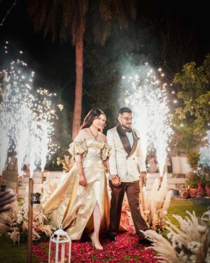 Chetna Sharma Instagram - SAARA MERA HO TU AUR MAI TERA❤️

This was never a dream i had , but 16-03-25 was one which i lived through 🧚‍♀️ . 
I thank each and every atom present😇🥹✨ 
 
8 years ago you saved my contact as ❤️ISHQ❤️ 
Cut to 
Putting ISHQ HAI 🎶to our engagement day memories post.

 Eeeeeee 🎉 (jumping inside like a child)

Last picture is a little very special to me because it has my FAMILY   FRIENDS who believe in us . #mystrength 🌎🧿

Will be sharing some video snippets too, STAY TUNED❤️

Her outfit - custom made
Makeup- Yours Truly 
Hair - @sprinkles_by_dimple 
His outfit- custom made @noblestitchatelier 
Location - @udaanmohali 
Decor- @yamini_creationss_ 
Clicks- @narulagautamphotography