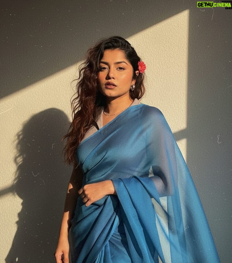 Chetna Sharma - 9K Likes - This trend is so 🤌🏻 #geminitrend