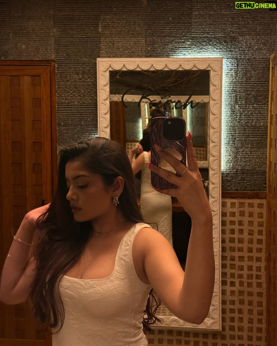 Chetna Sharma - 13.7K Likes - Served / Ate ❓
🍝🍸🍛🍷🍲🍹