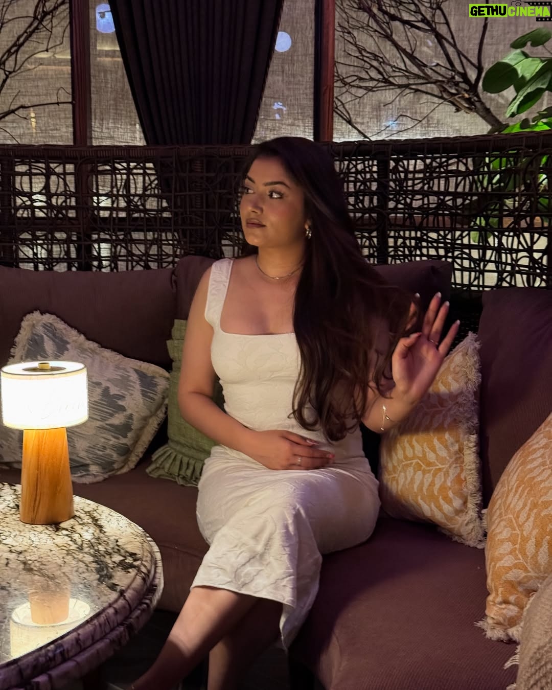 Chetna Sharma - 13.7K Likes - Served / Ate ❓
🍝🍸🍛🍷🍲🍹