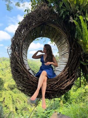 Chetna Sharma Instagram - Indigo birdie 🧚‍♀️