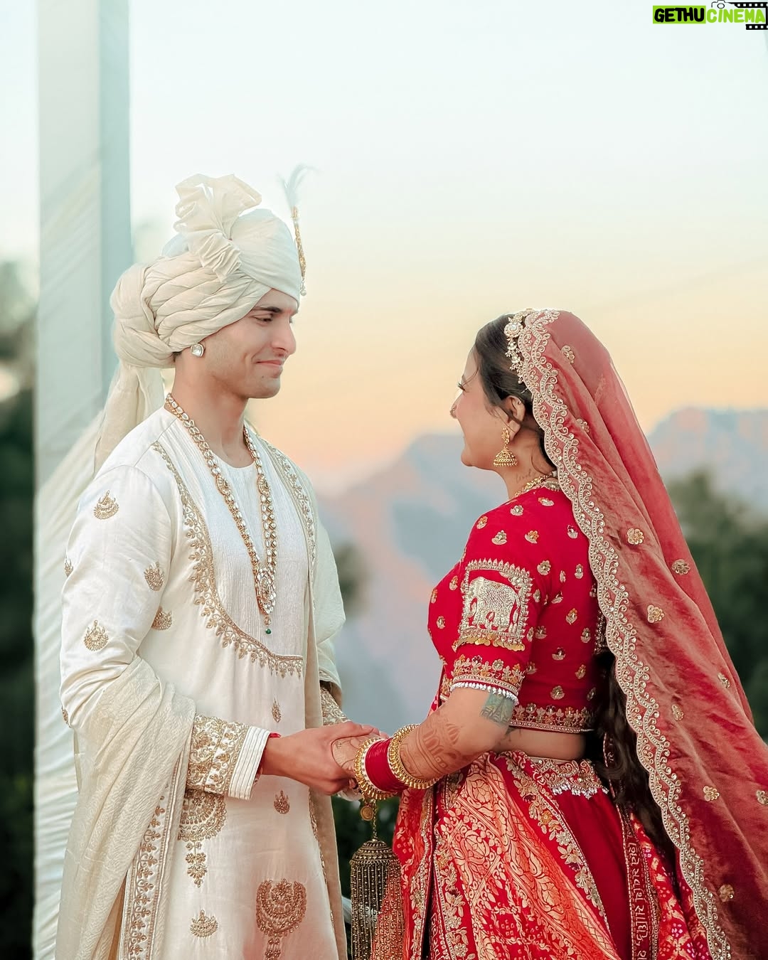 Chetna Sharma - 565.3K Likes - 26•10•2024 #mrunirudh JUST GOT MARRIED 💃🏻💃🏻
Such a magical,emotional,beautiful,pure,sweet and the list carries on …. Day it was 🤌🏻 the happily ever after because #milgayavohi 😭🧿🥹❤️