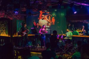 Chhavi Pradhan Instagram - 🐈⬛
.
.
.
.
.
.
#gig #live #chavmusic #posts #livesinging #clubevents #dubai #uae