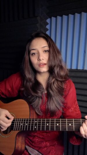 Chhavi Pradhan Instagram - Biba 🤍
.
.
.
.
.
.
#nfak #jetuakhiyaan #biba #sufi #qawwali #old #retro #acoustic #live #singing #cover #chav