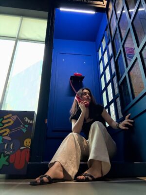 Chhavi Pradhan Instagram - Not Candid ! 💀
.
.
@jonesthegrocer
.
.
#dubai #jonesthegrocer #siliconoasisdubai #self #clicks #photobooth #notcandid #ootd #zara #coach #unfiltered