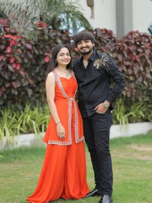 Chhaya Gami Instagram - “With You, Everything Feels Right” ♾️♥️
#omkichhayu