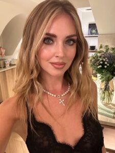 Actress Chiara Ferragni HD Photos and Wallpapers October 2025
