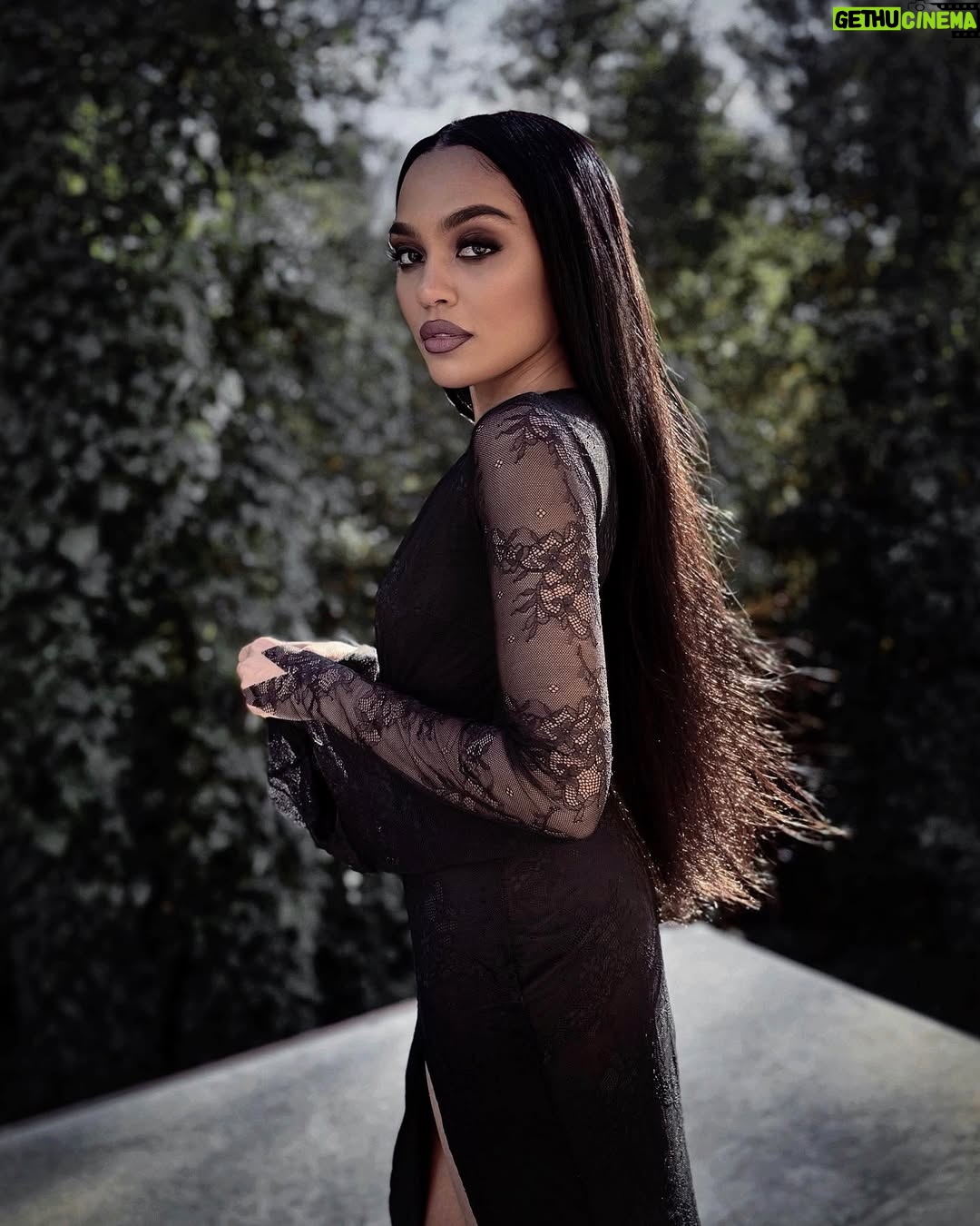 China Anne McClain - 401K Likes - Morticia Addams 🥀  pc: @archangel.mezzy