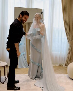 Chloë Grace Moretz Instagram - Words can’t begin to express how this feels. Thank you @nicholasghesquiere @louisvuitton. 

Your generosity, artistry, dedication and kindness knows no bounds. We feel so incredibly grateful. Thank you doesn’t even begin to cut it, but, thank you. Your vision made our day all the more meaningful. x