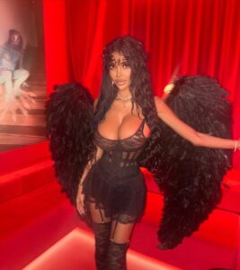 Actress Chloe Khan HD Photos and Wallpapers October 2025
