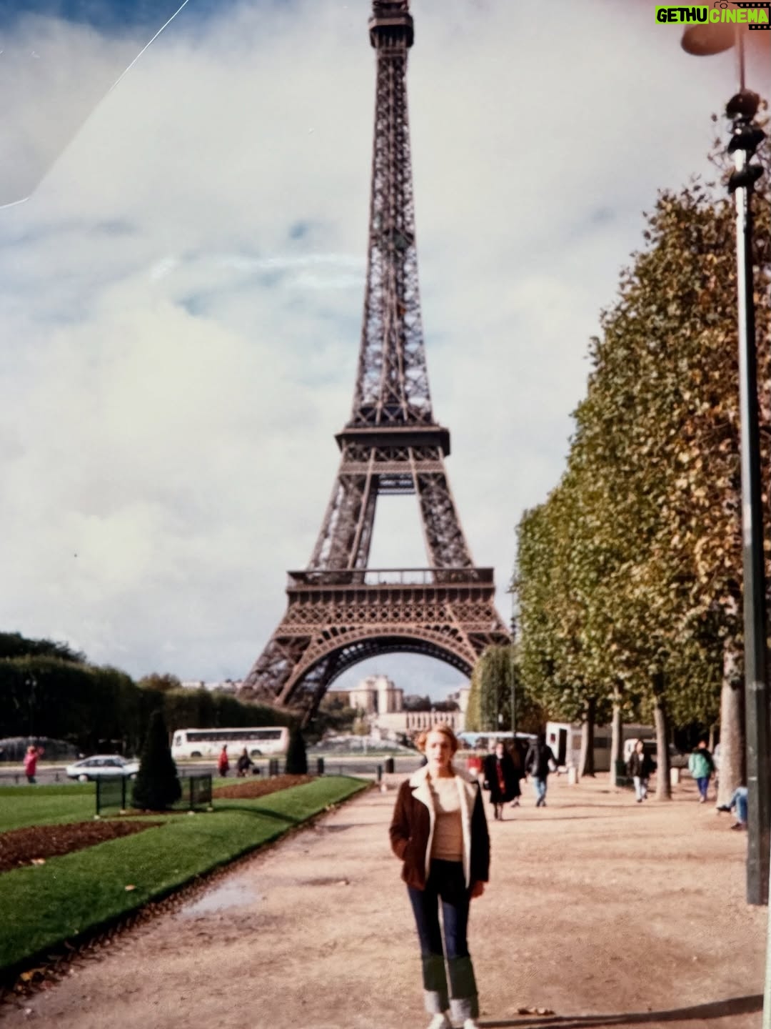 Chloë Sevigny - 206.6K Likes - #fbf fall 1994 my first trip outside the continental US. After we wrapped the shooting of KIDS I spent most of my $1,500 paycheck on a ticket to visit my high school boyfriend @mischarichter who was going to art school in London. We took the ferry to Paris and stayed in a friend of his English mother’s apartment. Acting has allowed me so many travel opportunities I never could have dreamed of taking. Thank you forever and always @larryclarkofficial and @edglrd for the opportunity. 💫