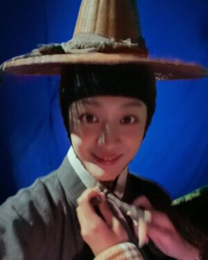 Cho Bo-ah Instagram - 드디어! 오늘 공개!!! (⃔ •͙ ༚ •͙ )⃕↝
따끈따끈한 넷플 오리지널 신작 
미스터리멜로스릴러 사극 탄금을 시청해 보아요💕