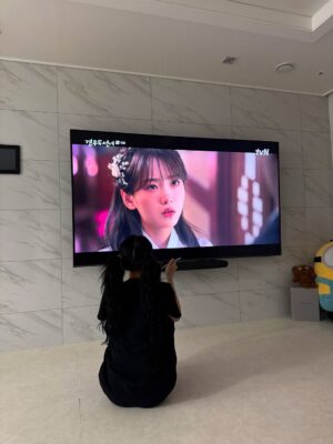 Cho Yi-hyun Instagram - 퇴근하고 본방사수☺️🤎
견우와선녀 다음주가 벌써 마지막이라고?
가지마ㅜㅜㅜㅜ